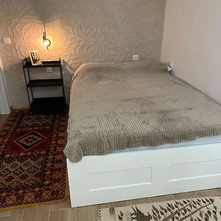 Cozy Place In Apartment